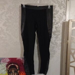 finn & clover Black Slim Fit Leggings